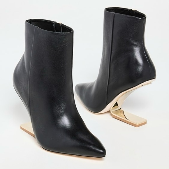 Cult Gaia- Black Kenna Leather Boots IT 36 / US 6 Minimal Trendy - Picture 2 of 12